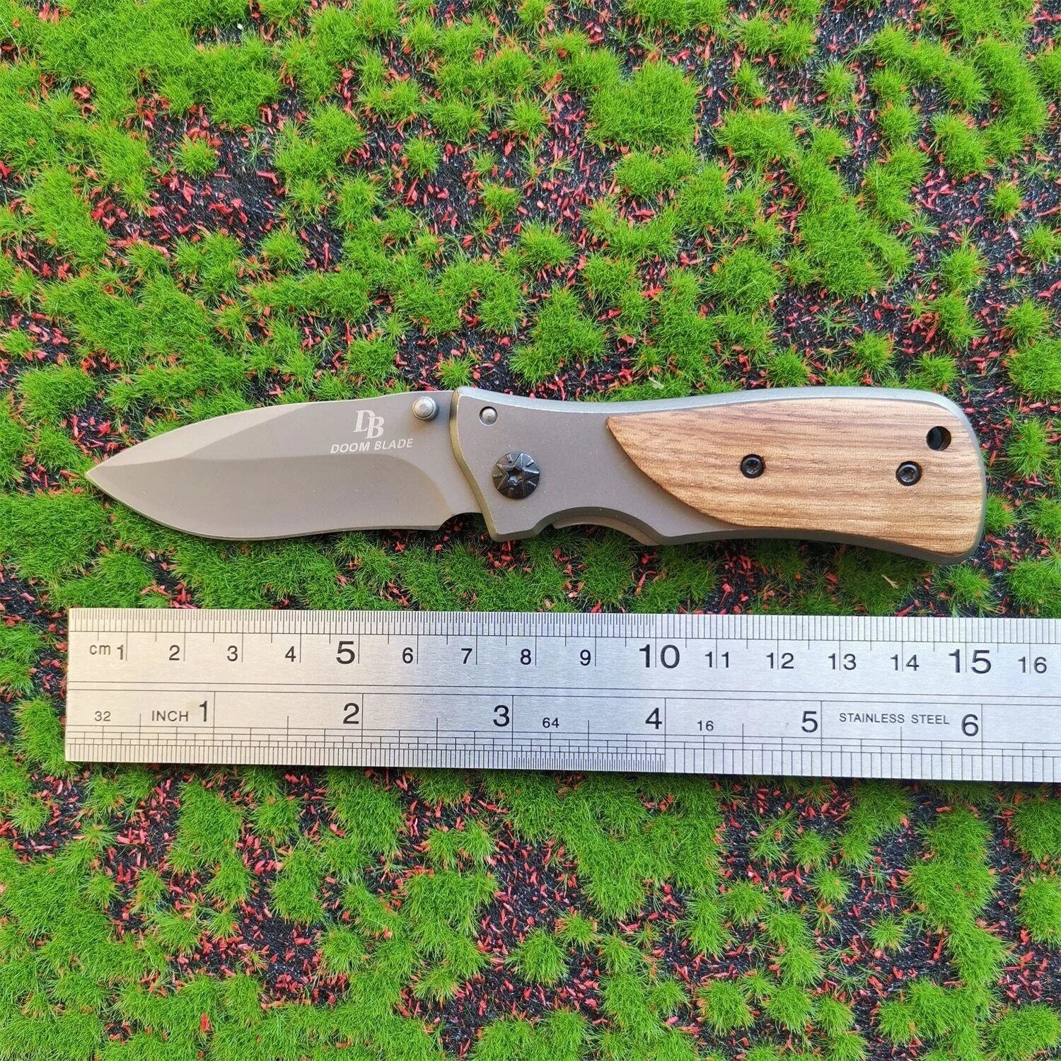 Outdoor Survival, Hunting, Fishing, Camping Tactics, Sharp Folding Fruit Knife